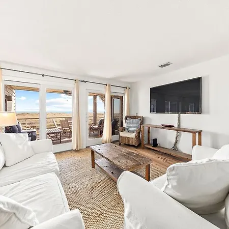 Needle Rush Point Unit A15 Villa