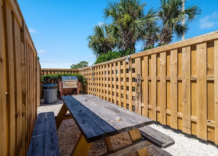 Needle Rush Point Unit A15 Holiday home